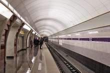 Бухарестская платформа метро